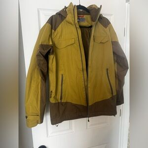 REI E1 Elements Jacket medium Green Hooded Full Zip Rain Weather Softshell